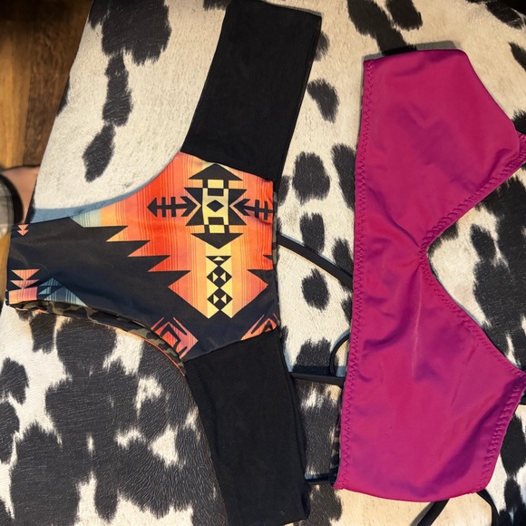 Leopard Print Bikini Set - Picture 3 of 4